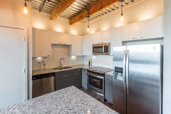 Ft. worth apartments with spacious kitchen